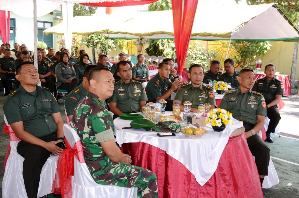 Para Kasi Korem 073/Makutarama Hadiri Acara Pengantar Tugas Dandenbekang  Salatiga